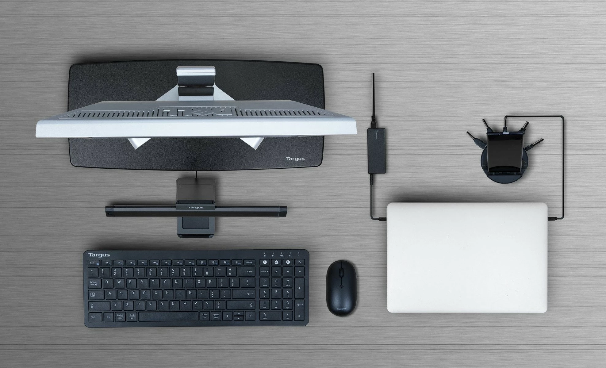 Polnilec USB-C 100W, 1,5 m, črn Targus