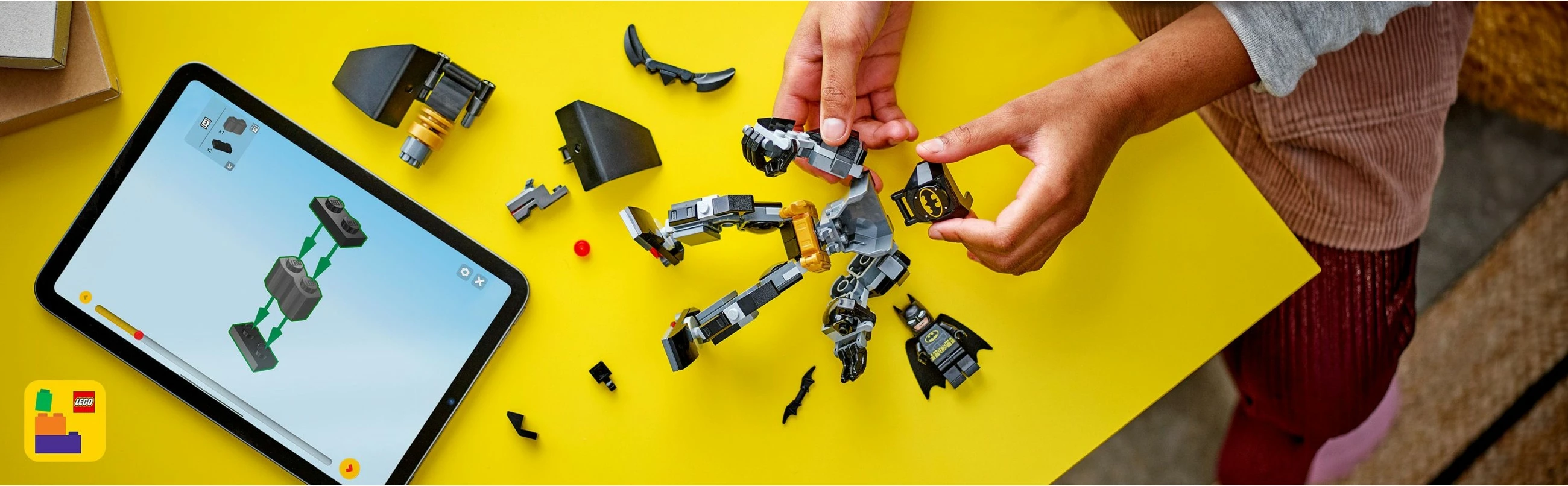 Mech Batman iz kompleta LEGO DC Super Heroes 76270, večbarven