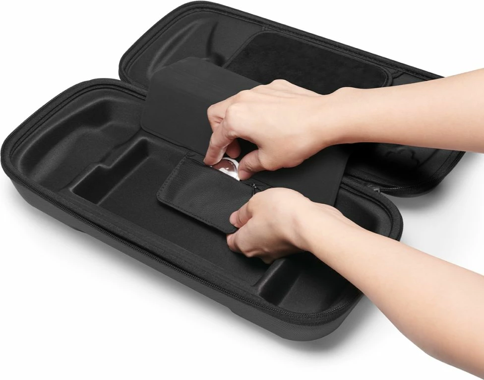 Ovitek za Sony PlayStation Portal Spigen Rugged Armor Pro, črn