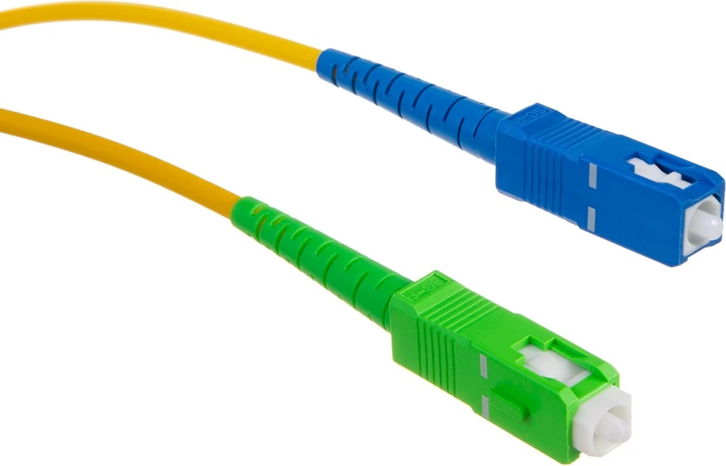 Optični kabel Maclean MCTV-405, SC/APC–SC/UPC, 15 m, rumen