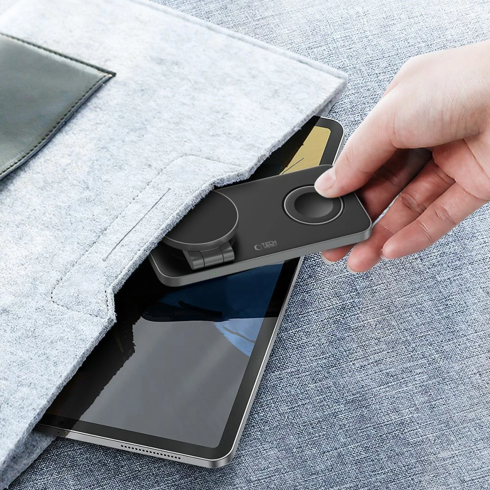 Indukcijski polnilec 3-v-1 Tech-Protect QI15W-A47 z MagSafe, USB-C, črn