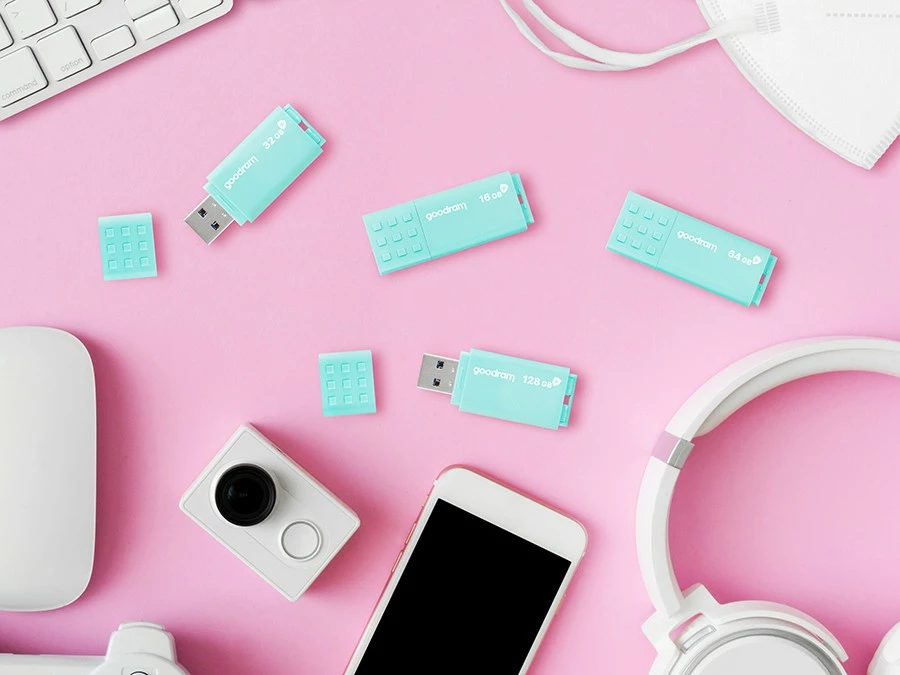 USB ključek 128 GB USB 3.0, mint, GOODRAM UME3 Care