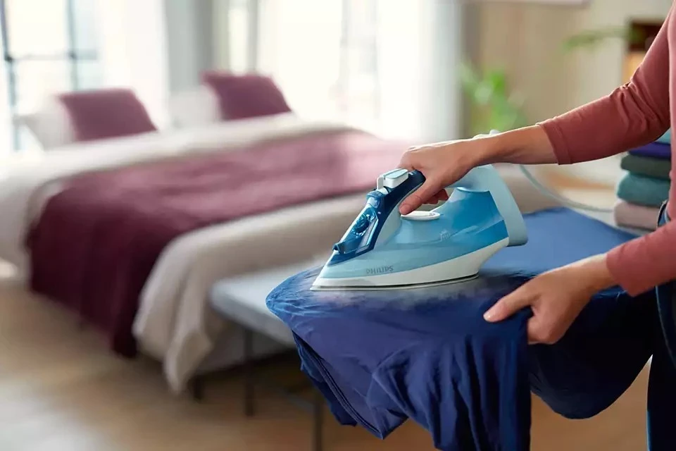 Parna likalnik Philips, Serija 5000, bela-modra