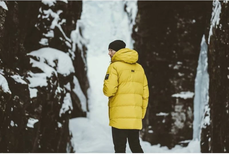 Klasična kapa Helly Hansen, črna