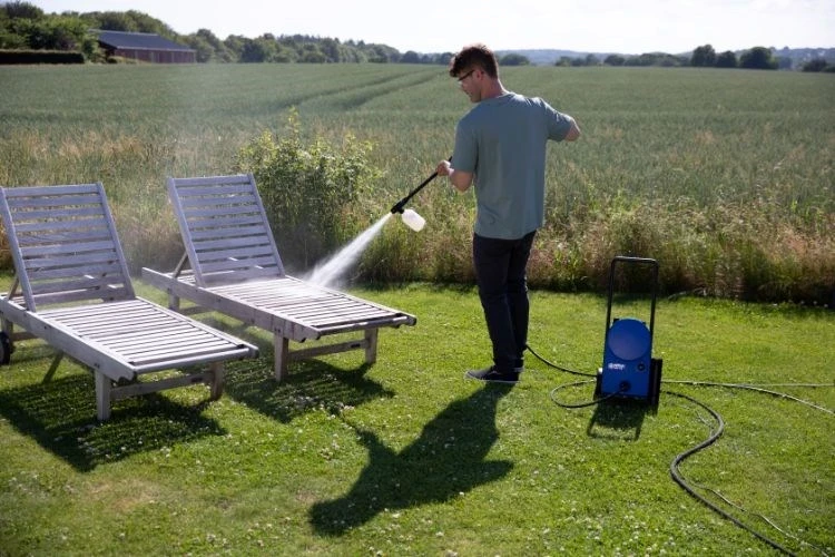 Pritisni čistilec Nilfisk Core 125-5 PC EU, 438 l/h