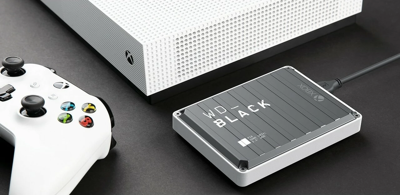 Zunanji trdi disk 2TB Western Digital WD BLACK P10 Game Drive, USB 3.2, za Xbox, črno/bele