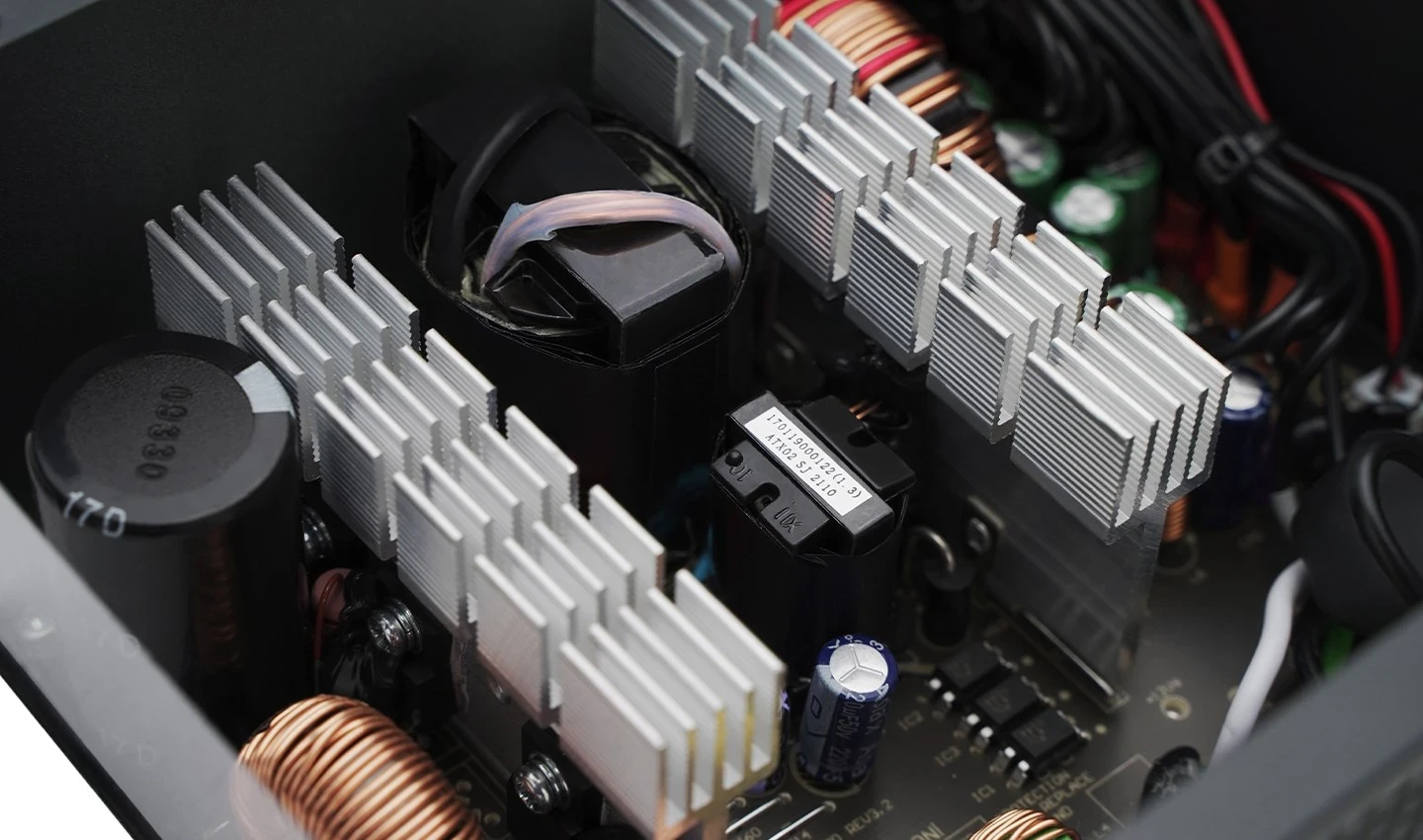 Napajanje DeepCool PF500, 500 W, 20+4 pin ATX, črno