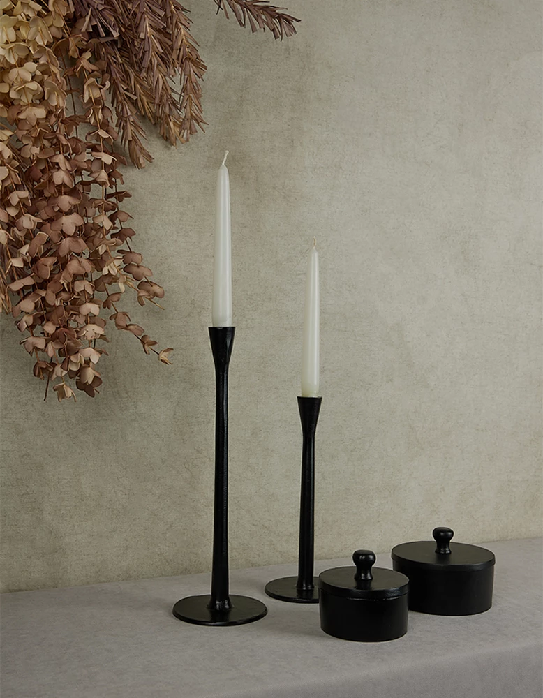 Držalo za sveče, črn aluminij, 13x13x48 cm LYSE