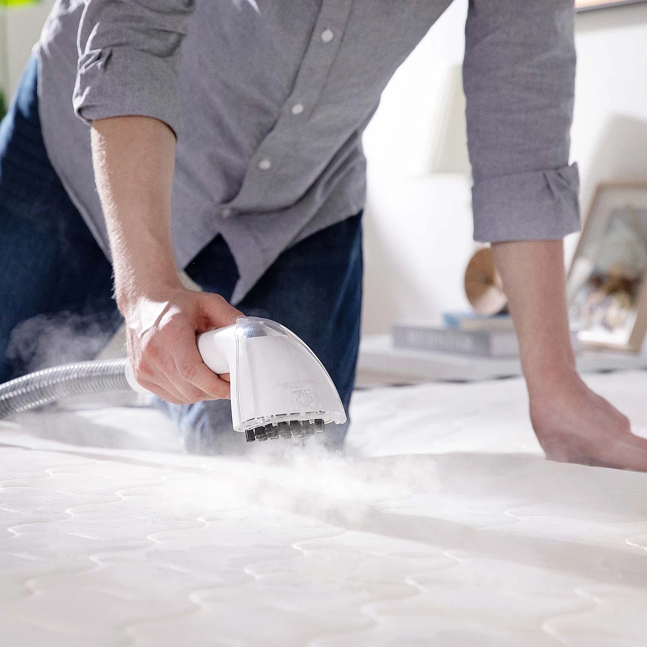 Parni in vodni sesalnik, 12000Pa, 1900W, bel, komplet dodatkov UWANT B200