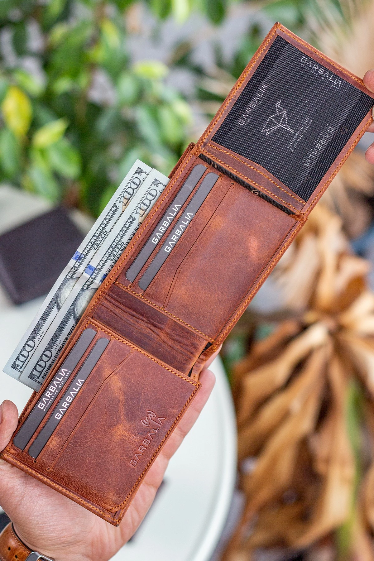 Držalo za kartice iz pravega usnja Zoozie Bags Porto, tan