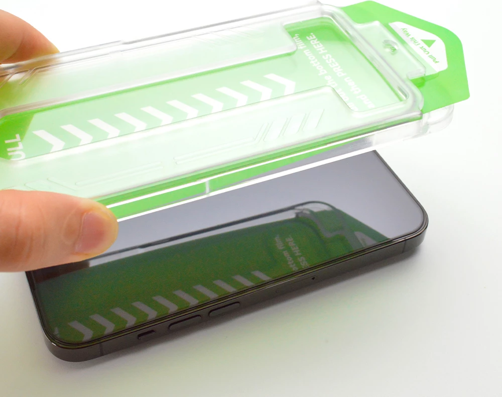 Kaljeno steklo z montažnim okvirjem za iPhone 14 Plus, Wozinsky Premium Glass, črn