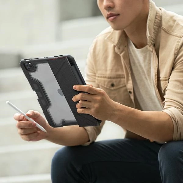 Zaščitni ovitek Trexa UNIQ za iPad Pro 11" 2021/2020, črn