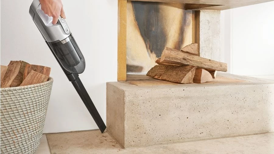 Sesalnik brez kabla Bosch Series 4 BBH3ALL28 Flexxo, črn