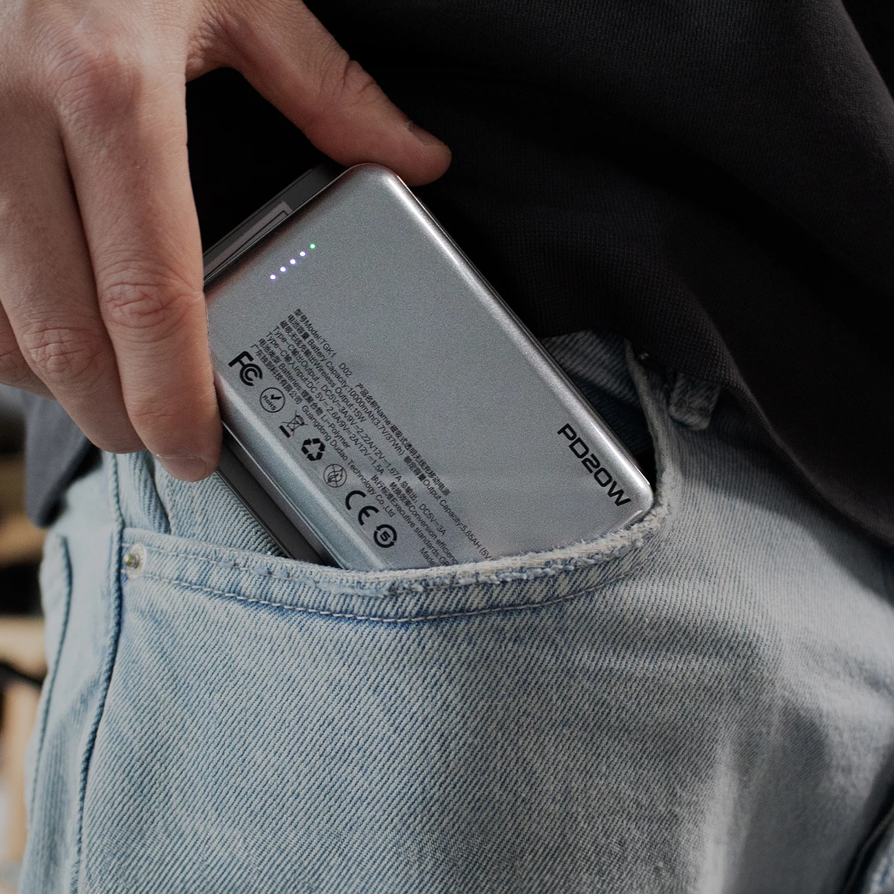 Power bank Dudao TGK1, 10000 mAh, MagSafe brezžično, 20 W, črn