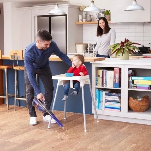 Ročni sesalnik Black & Decker, 36 W, vijolično/siv