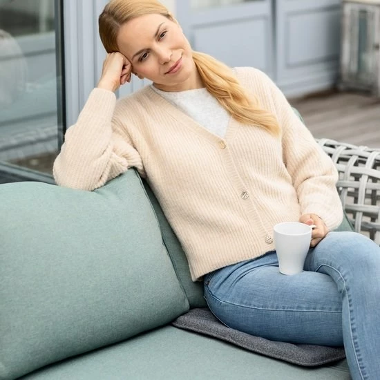 Električni jastuk za stol Medisana OL 600, 400x400 mm, 3 stopnje ogrevanja, siv