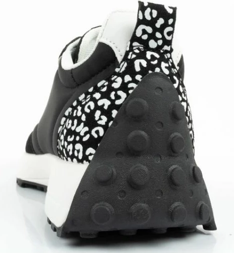 Superge za ženske Lee Cooper, črne