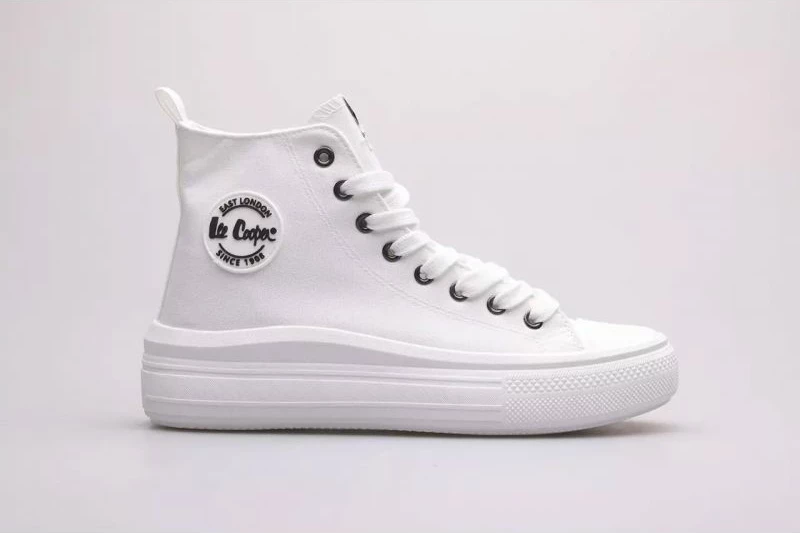 Superge Lee Cooper, bele