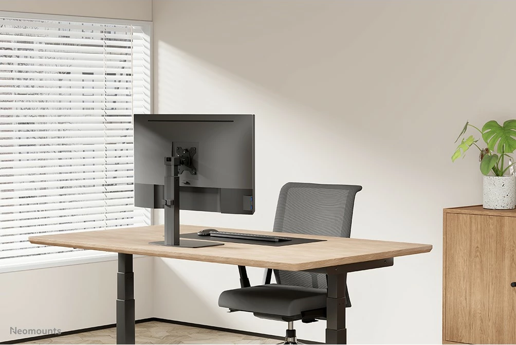 Nastavljiv držalnik za monitor z gasnim vzmetom Newstar Neomounts FPMA-D865BLACK, 10–32 in, črn