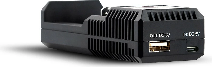 Univerzalni polnilec everActive UC-100C s Power Bank, USB-C, črn