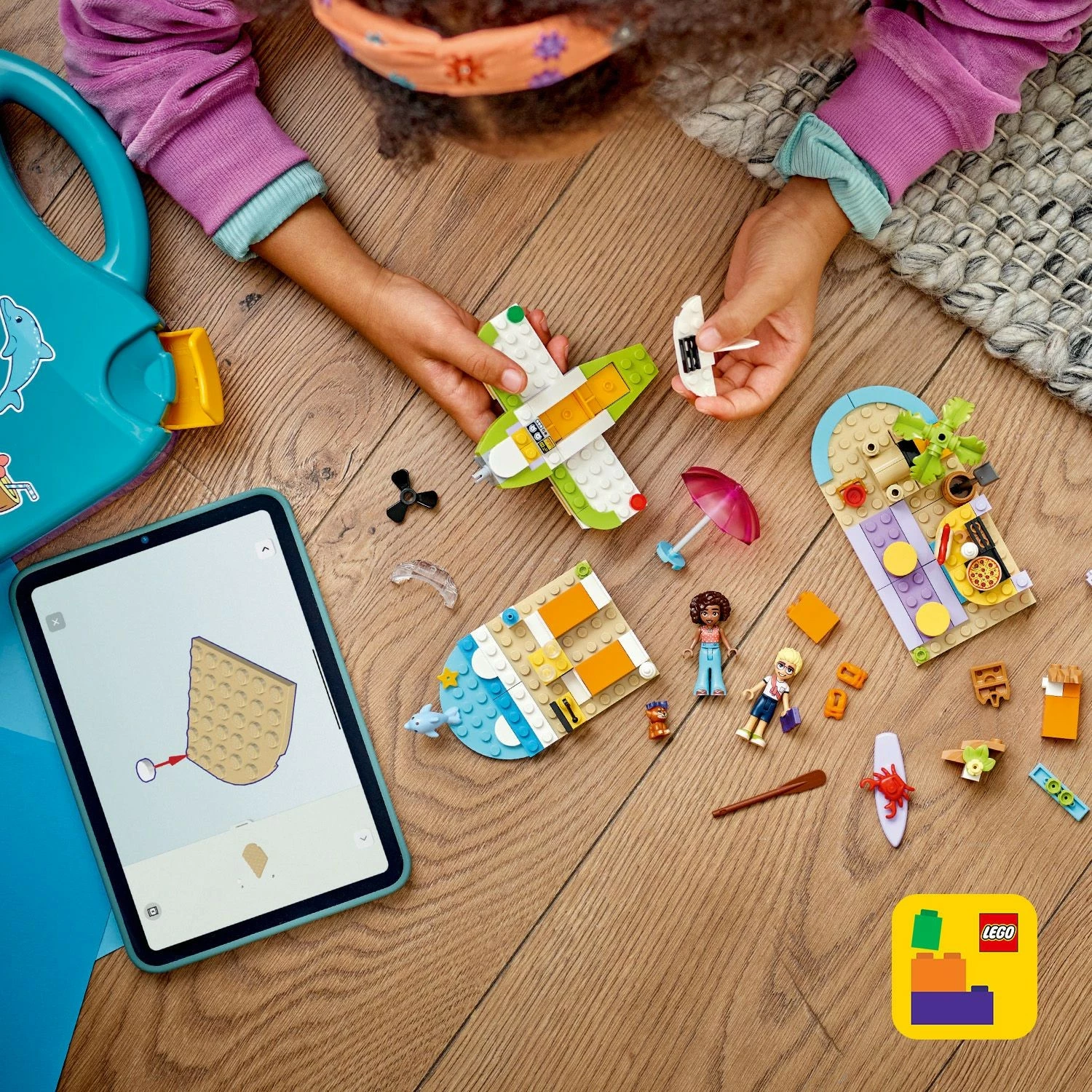 Kreativni komplet za sestavljanje v kovčku, LEGO Friends 42672, 188 delov, večbarvno