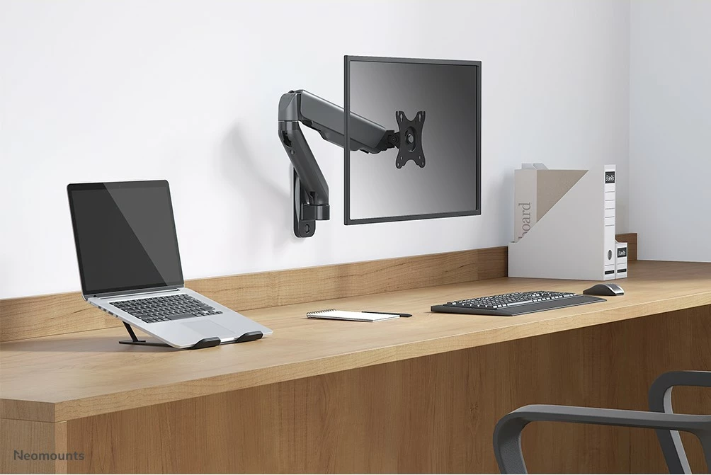 Stenski nosilec za zaslon 17–32", Neomounts Newstar WL70-450BL11, 9 kg, črn