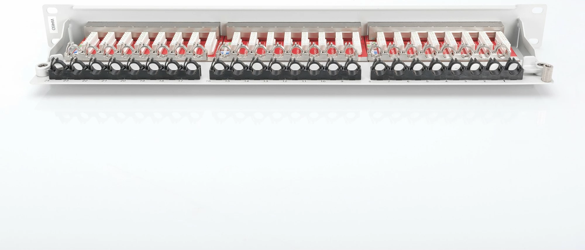 Zaščiten 24-portni patch panel Cat6a, 1U, Digitus, siv