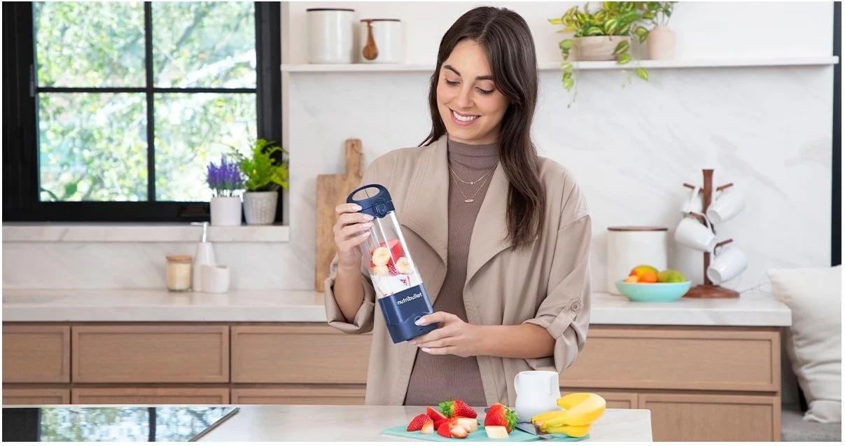 Prenosni mešalnik NutriBullet NBP003NBL, mornarsko moder