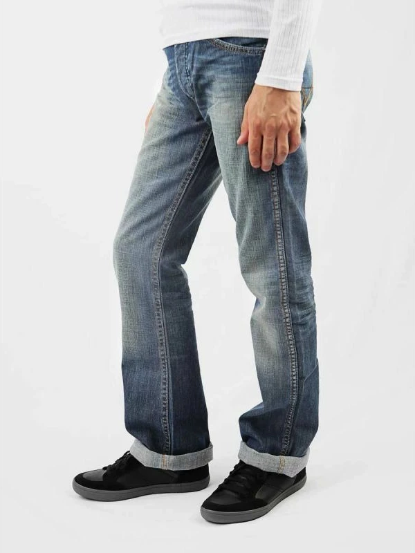 Moške široke jeans hlače Wrangler Miles W16REY13T