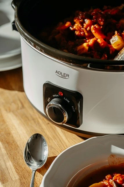 Počasen kuhalnik Adler AD 6413W, 5,8 l, bel