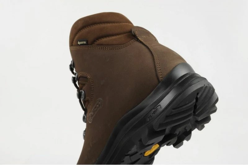 Trek čevlji Aku za ženske, rjavi