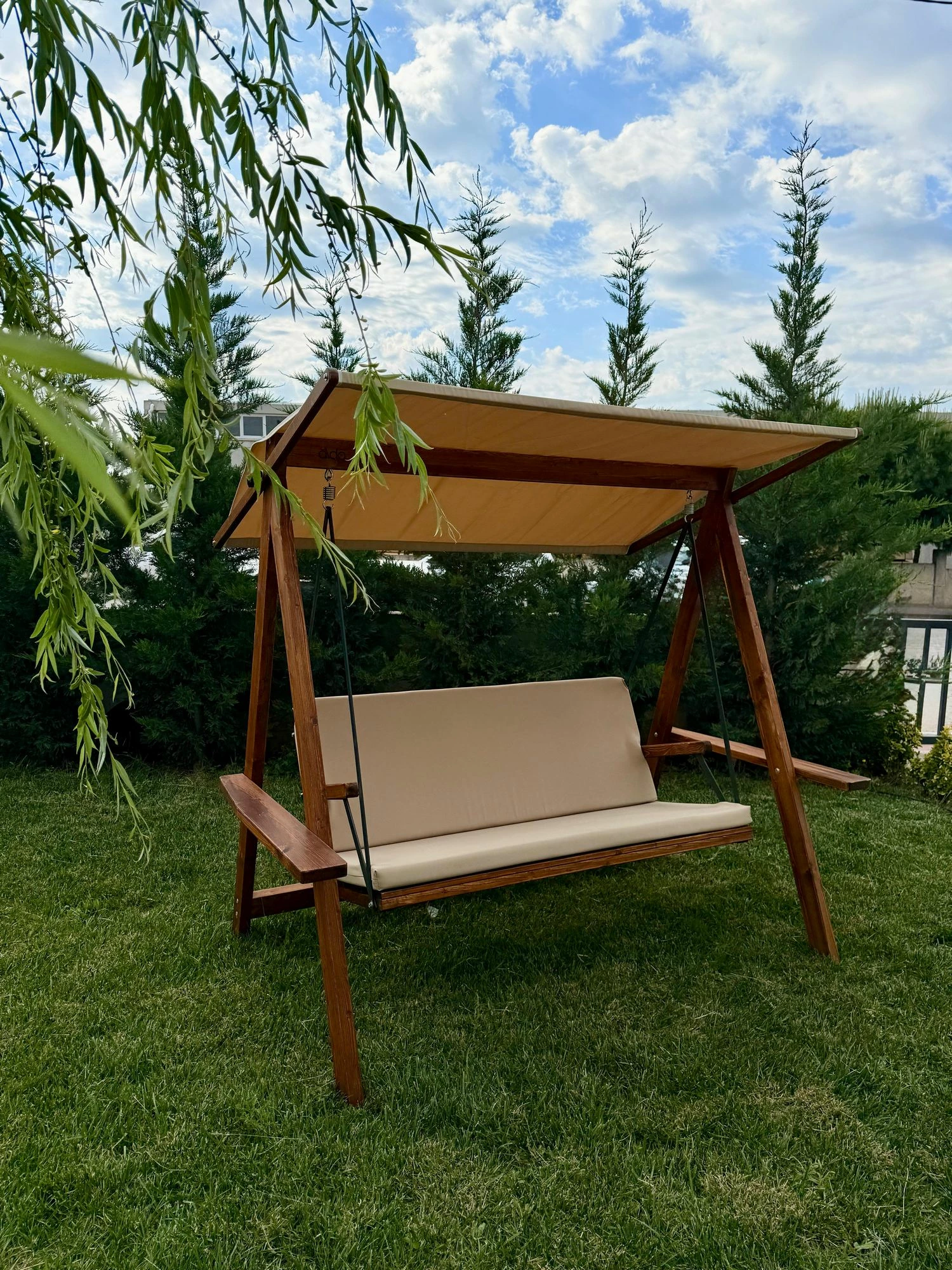 Trojna vrtna gugalnica, kamelna, Skye Decor Riva 2100