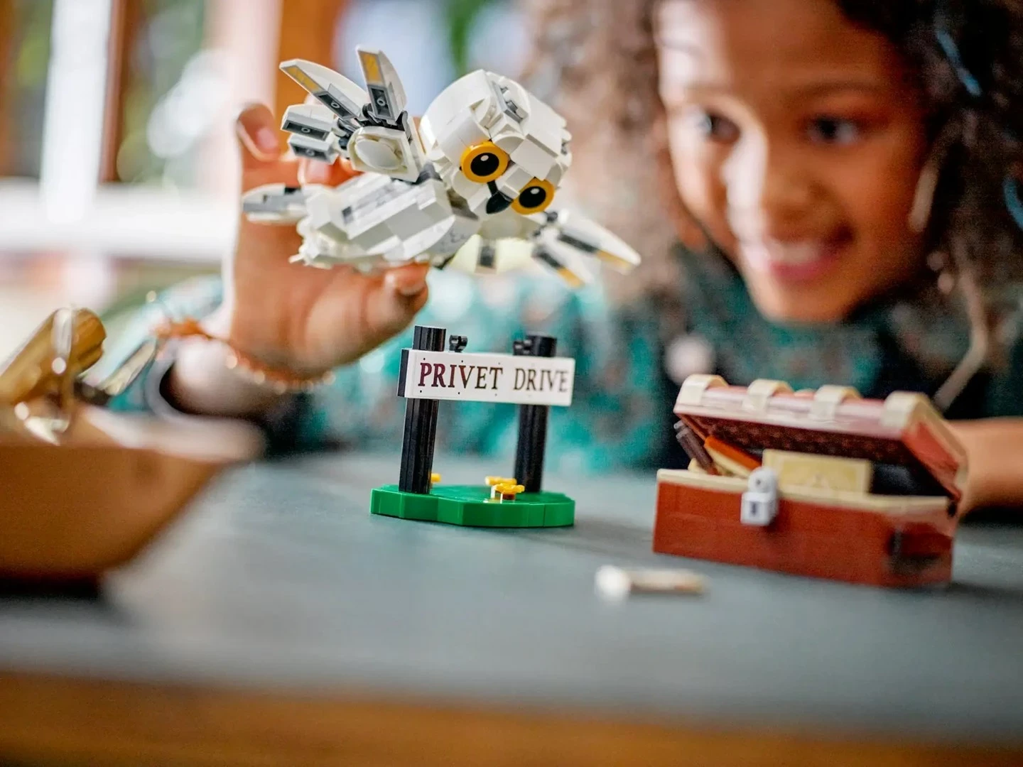Scena Hedwig v 4 Privet Drive, LEGO Harry Potter 76425