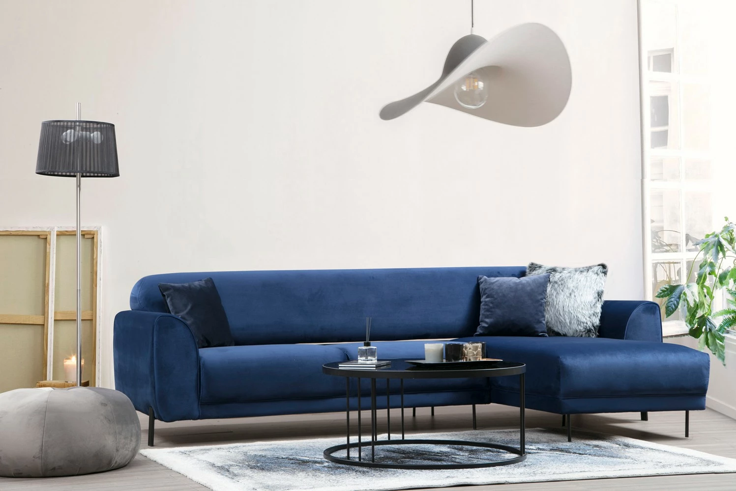 Kotna sedežna garnitura z ležiščem Atelier del Sofa, desni kot (L3-Chl) - temno modra