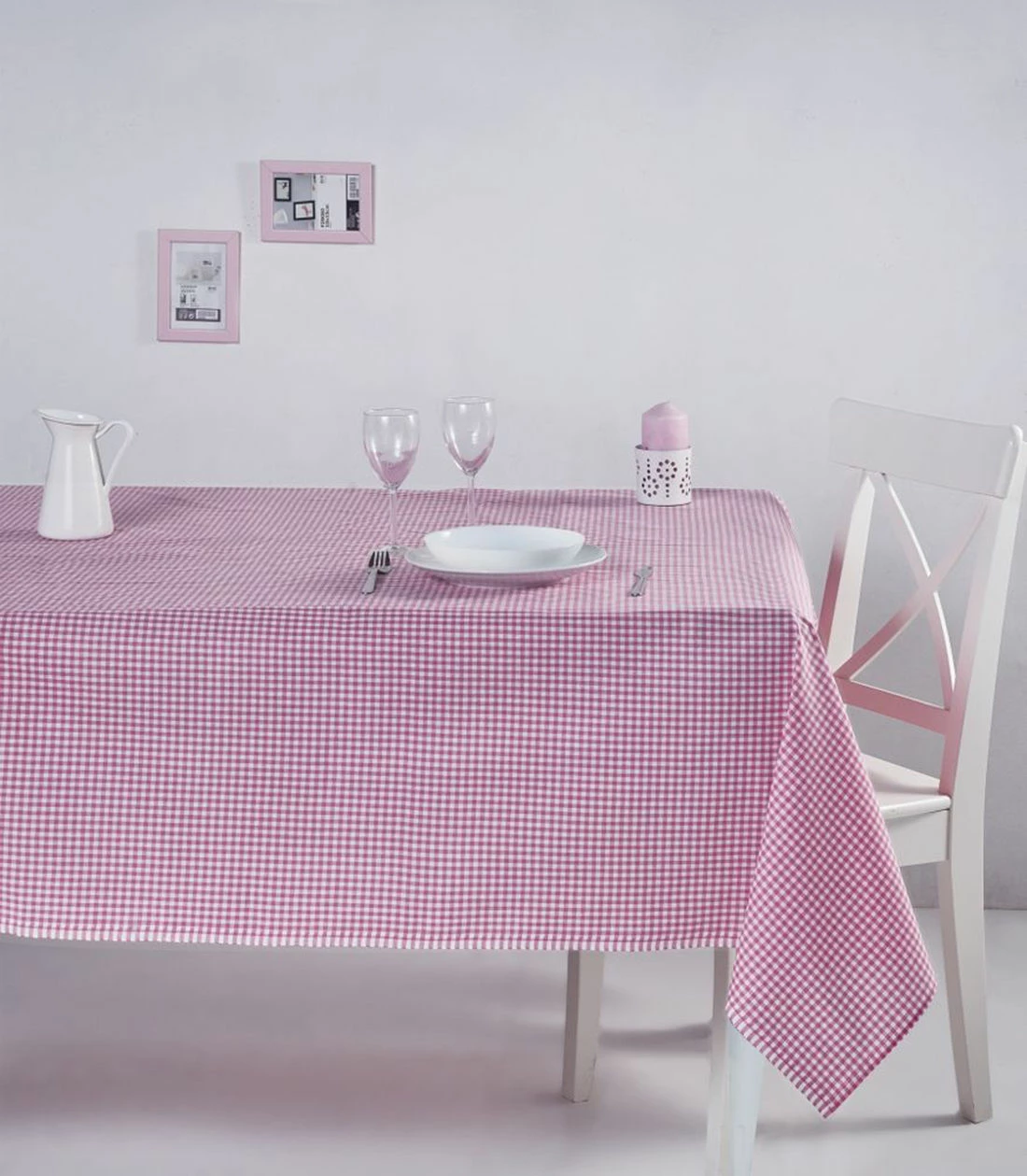 Namizni prt z rožnatim karo vzorcem, Hermia Concept, Potikareli 170