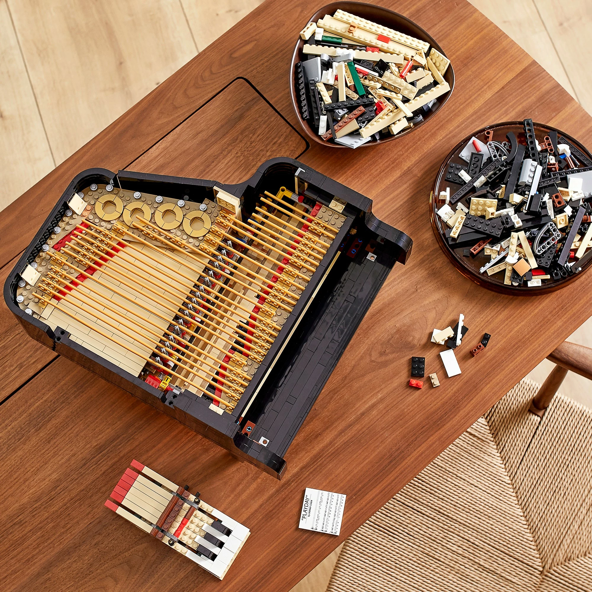 Model koncertnega klavirja LEGO Ideas Grand Piano 21323, 3.662 kosov, večbarven