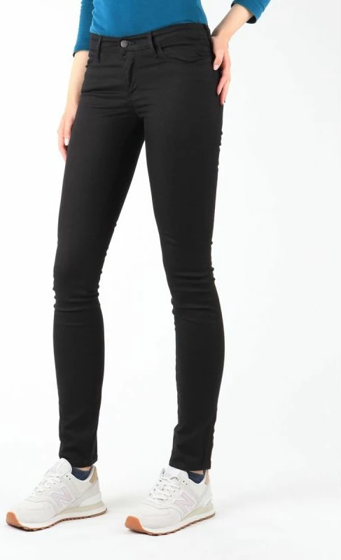 Ozke ženske hlače Wrangler, črne