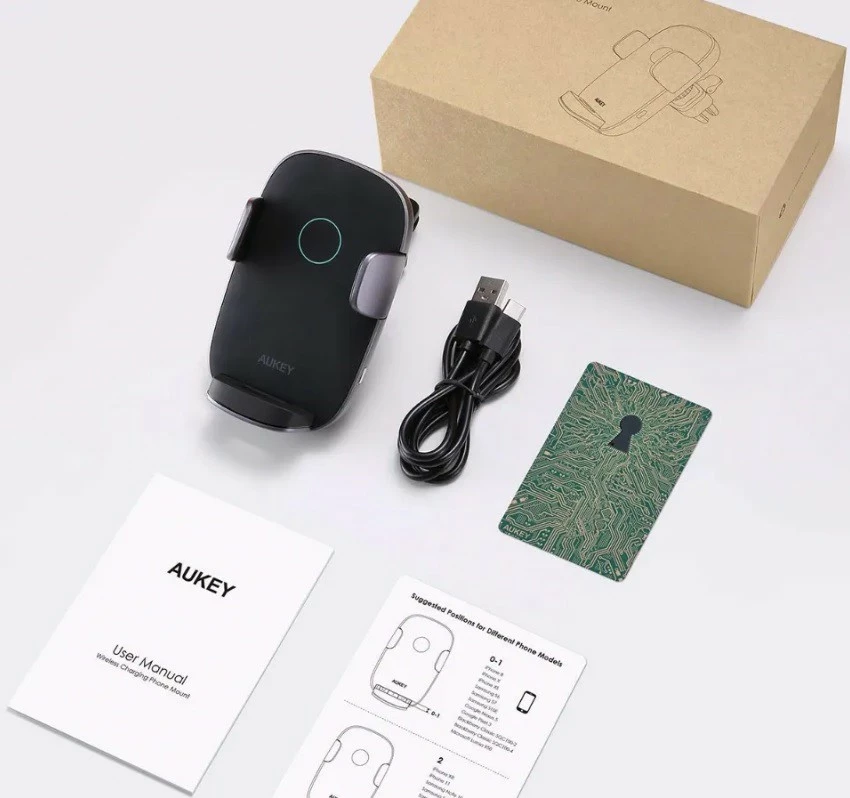 Držalo za pametni telefon z brezžičnim indukcijskim polnilcem Qi 10W, AUKEY HD-C52, črno