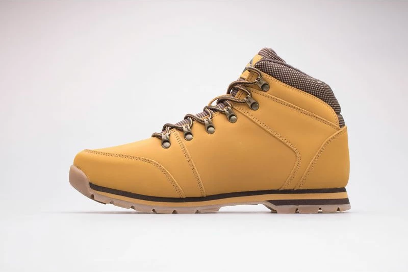 Izolirane čevlji za moške Lee Cooper, rumeni