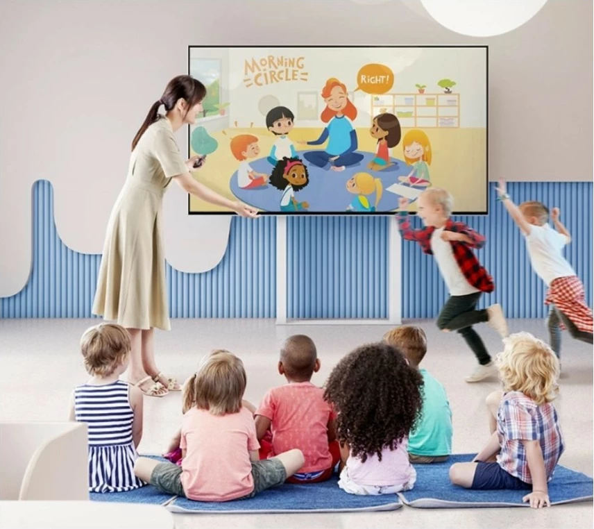 Električni stenski nosilec za TV 55–100", Techly 368659, 120 kg, črn