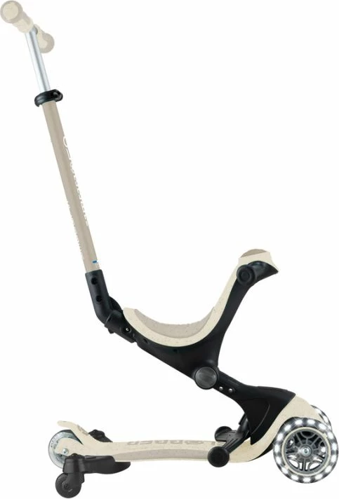 Multifunkcijski skiro z sedežem Globber, zelen