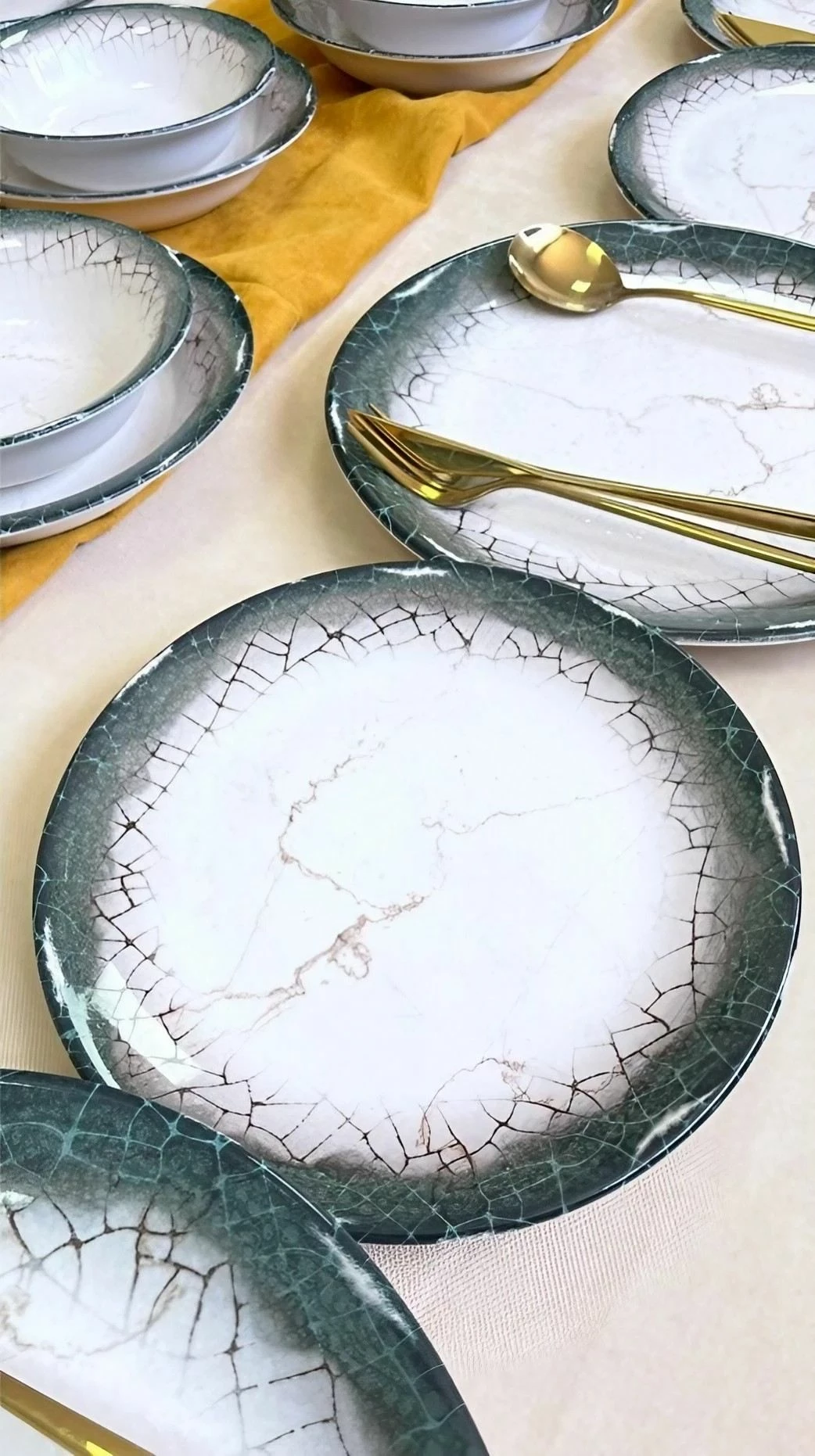 Set za kosilo (24-delni) Hermia Concept, Albertus 24YT, belo-antracit