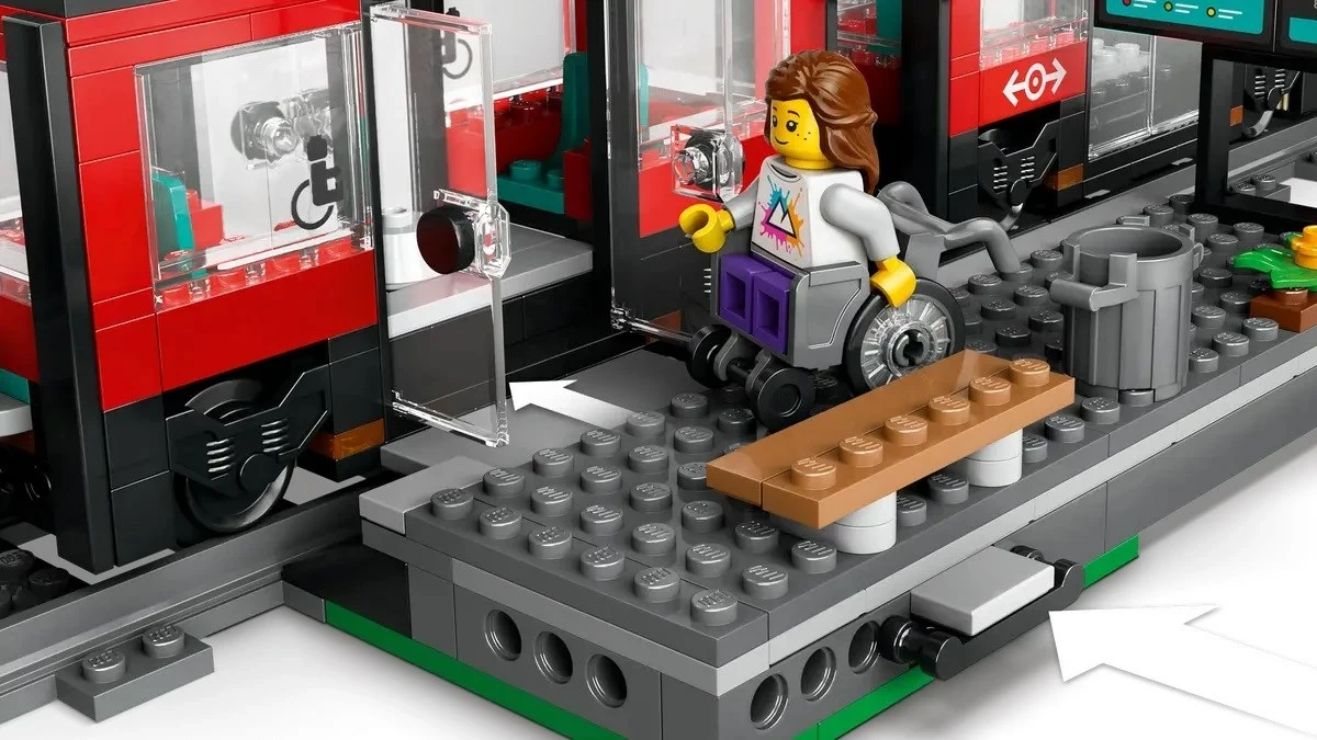 Tramvaj in postaja LEGO CITY 60423, set