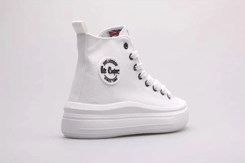 Superge Lee Cooper, bele