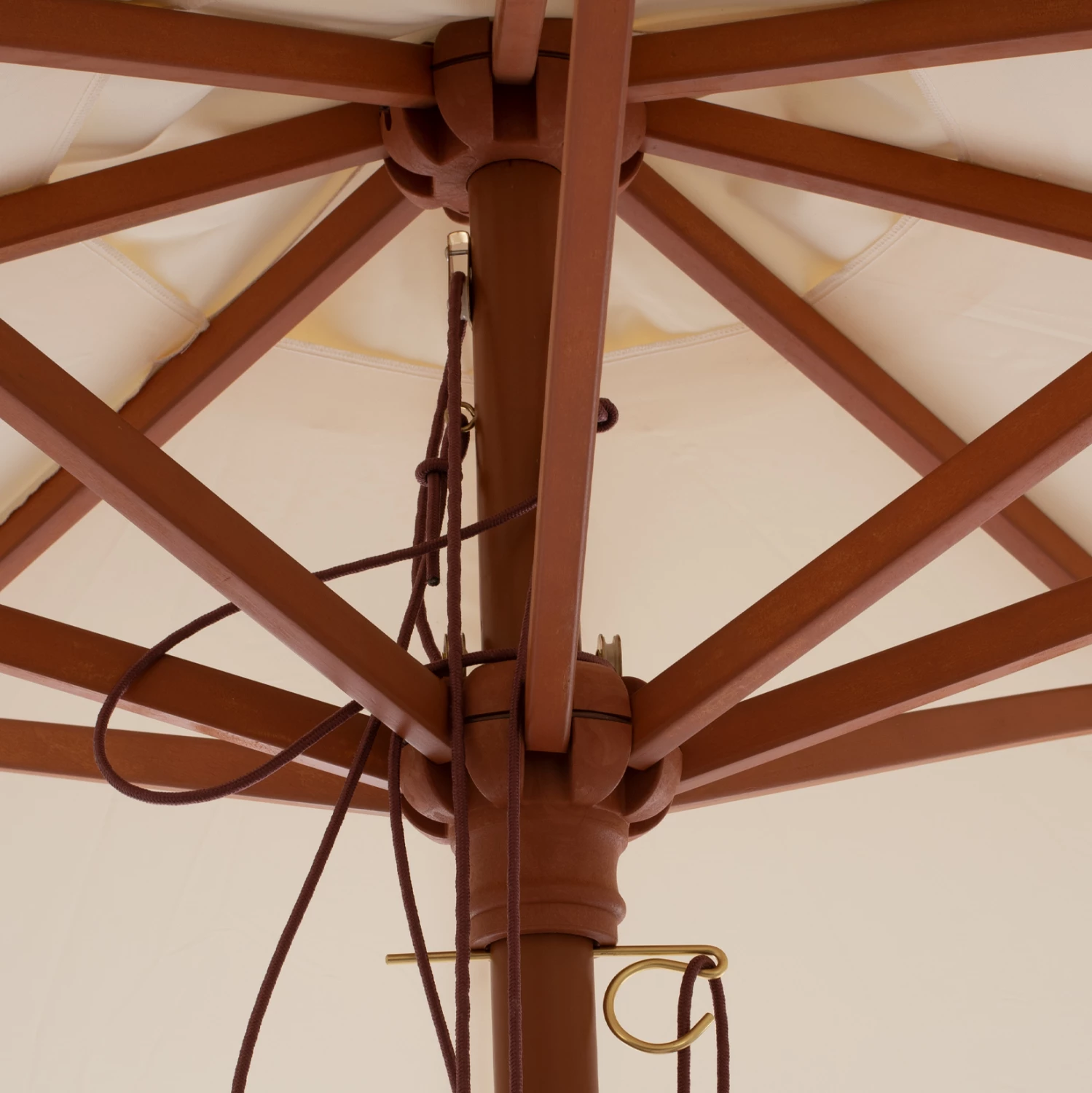 Luksuzni senčnik z resicami Wagner FH5776.01, bež, lesen drog, Φ3X2.50Hm