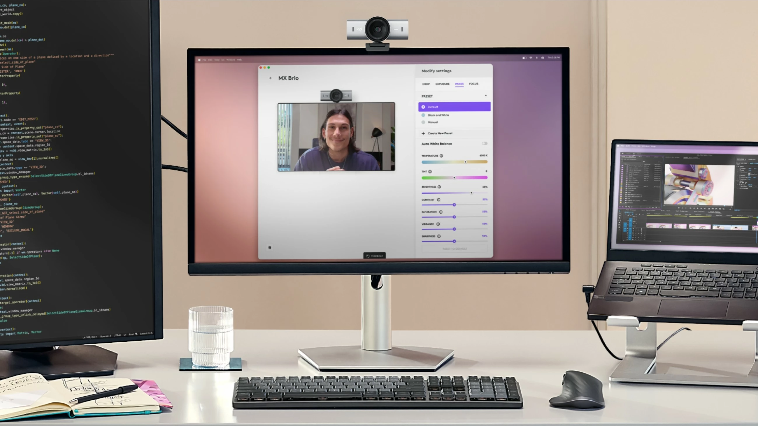 Webcam 4K Ultra HD z 30 fps, 4x zoom, pokrovčkom za zasebnost, Logitech MX Brio