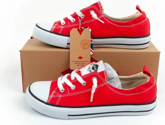 Kopalne čevlje Lee Cooper, rdeče