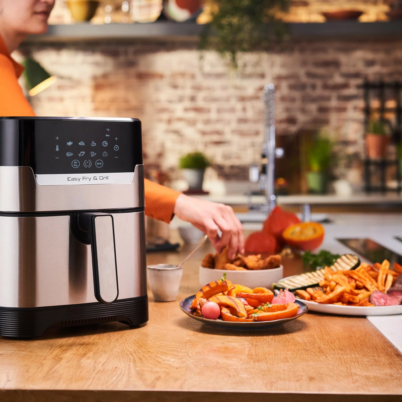 Friteznik na vroč zrak, Tefal Easy Fry & Grill EY505D, 4,2 L, nerjaveče jeklo