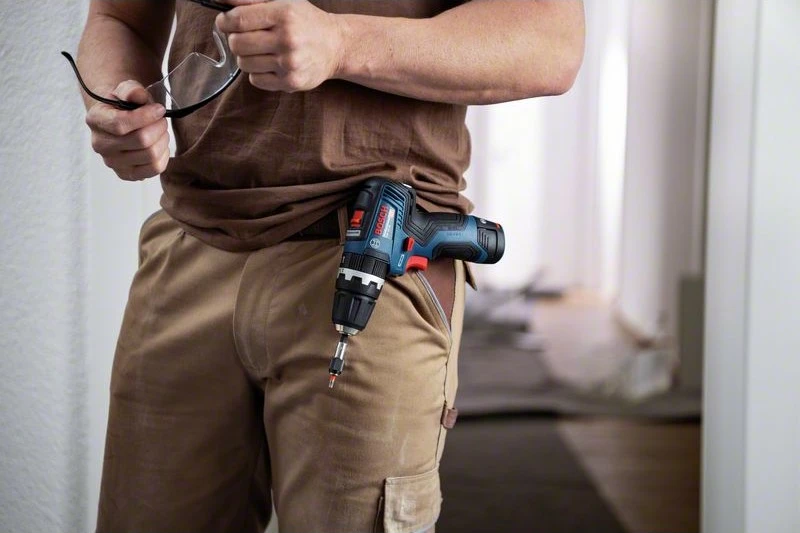 Vrtalnik-izvijač, brezkrtačni, 12 V, 1750 RPM, črn, moder, rdeč Bosch GSB 12V-35 Professional