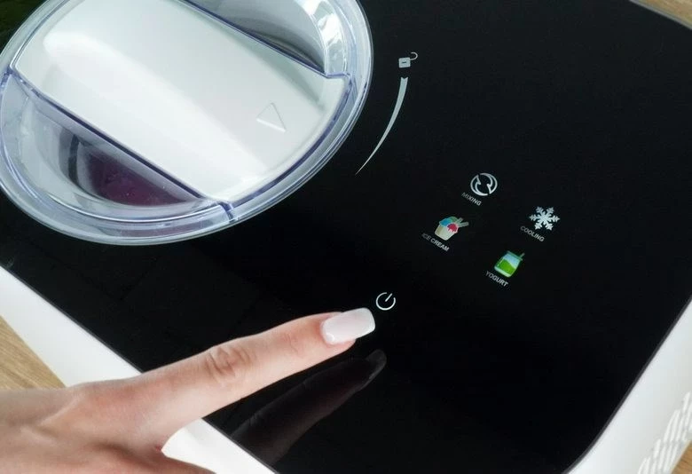 Stroj za sladoled Blaupunkt ICM401, 1 L, bel